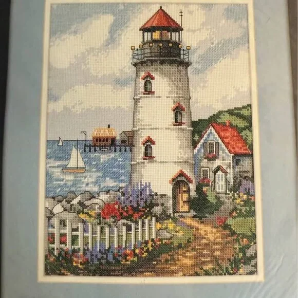 New! Dimensions 1998 Creative Accents Cross Stitch Kit (#7882) Lighthouse Pointe - Picture 3 of 4